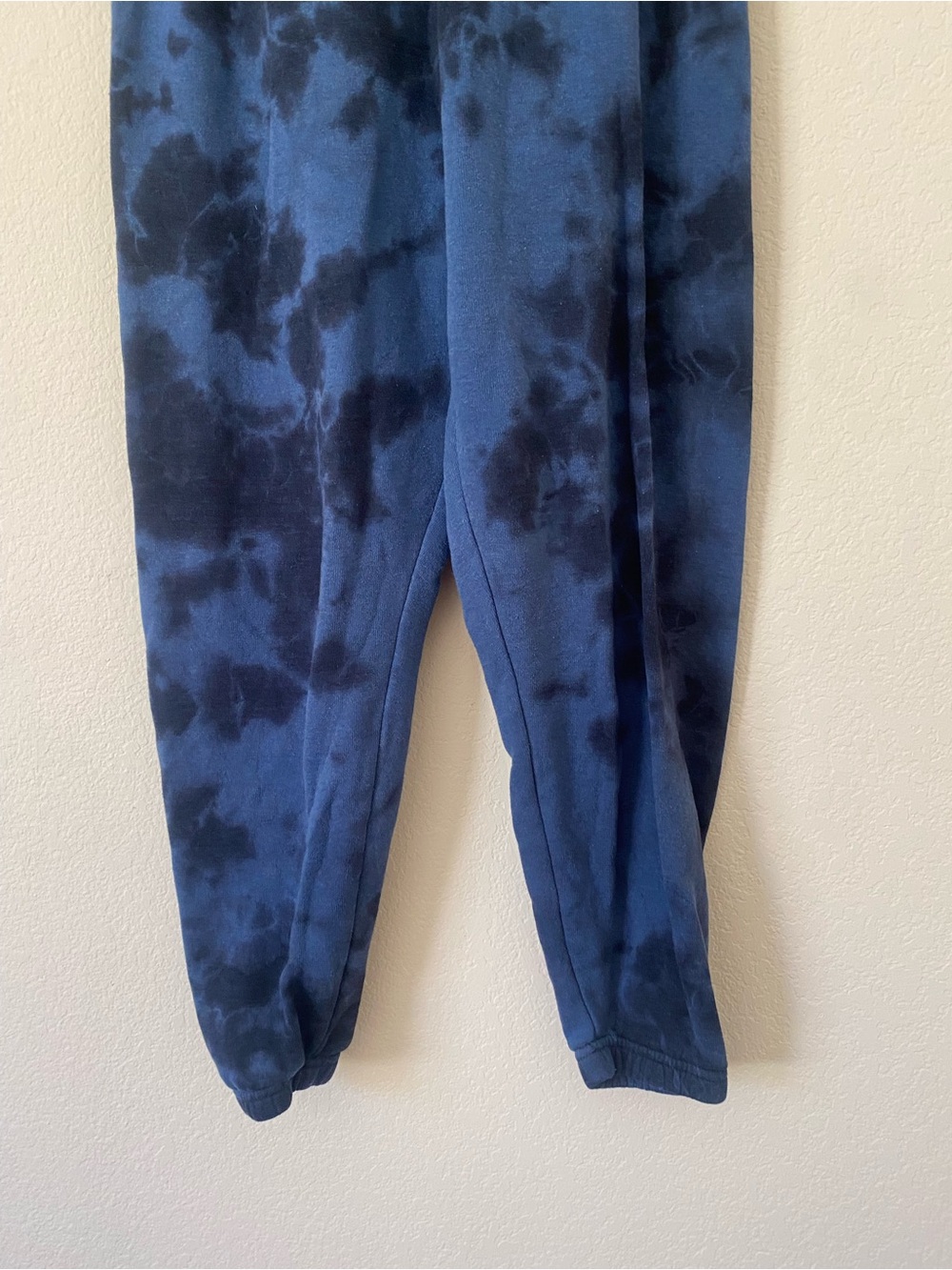 Aviator nation women’s size XS blue tye dye sweats - Picture 2 of 5